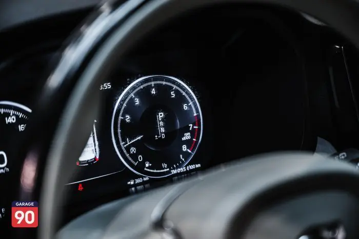 Volvo XC60 2021 - صورة 16
