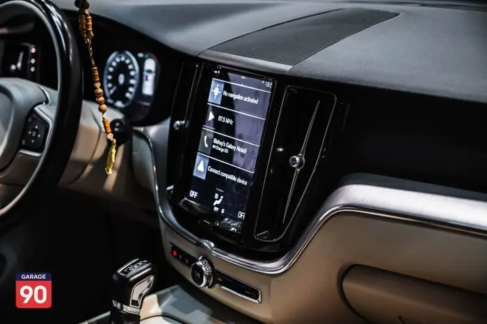 Volvo XC60 2021 - صورة 15
