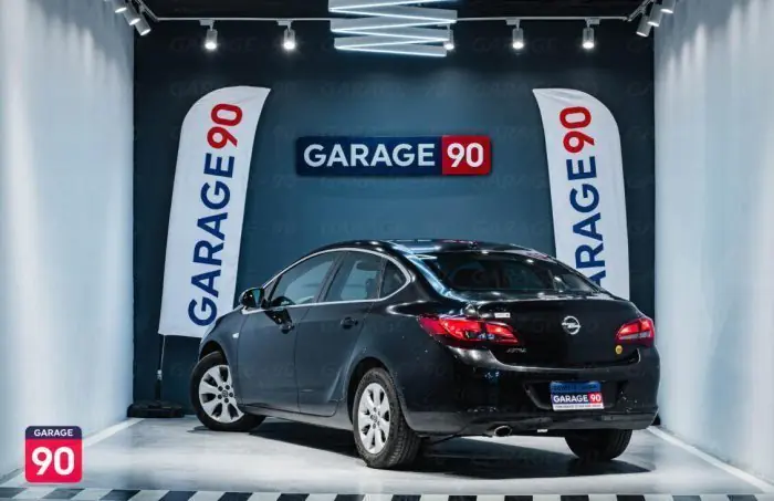 Opel Astra 2019 - صورة 6