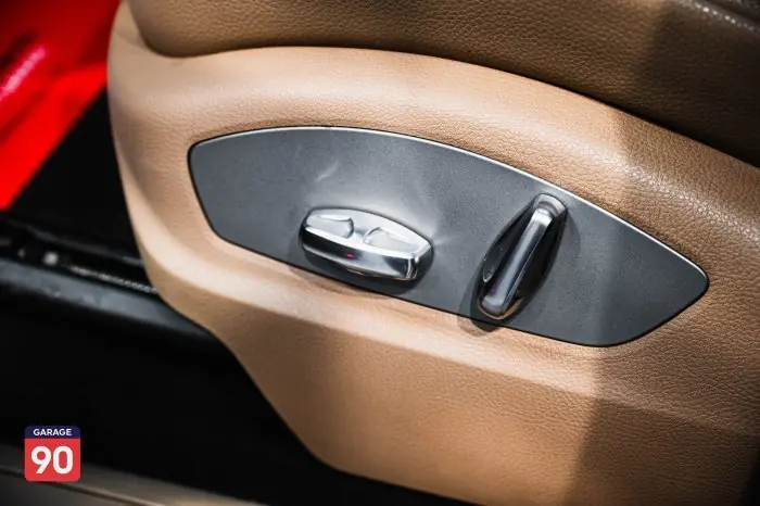 Porsche Macan 2020 - صورة 19