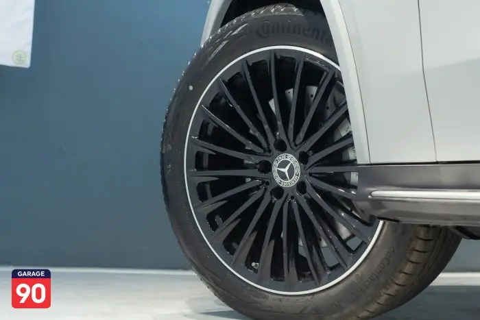 Mercedes-Benz GLC300 2026 - صورة 11