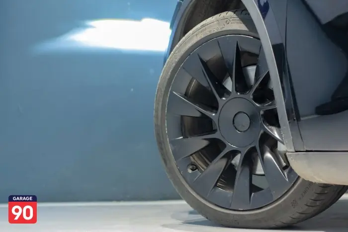 Tesla Model Y 2023 - صورة 8