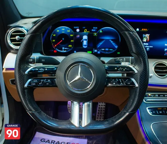 Mercedes-Benz E200 2021 - صورة 12