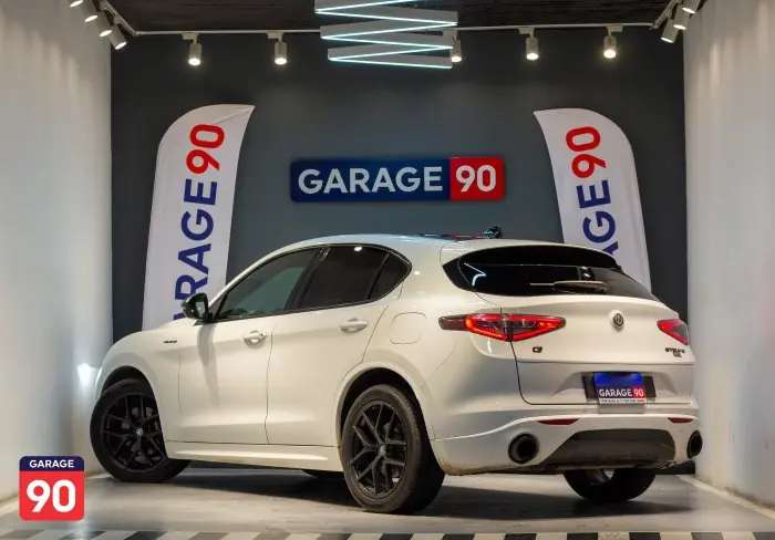 Alfa Romeo Stelvio 2021 - صورة 6