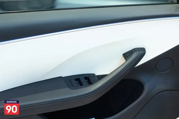 Tesla Model 3 2024 - صورة 15