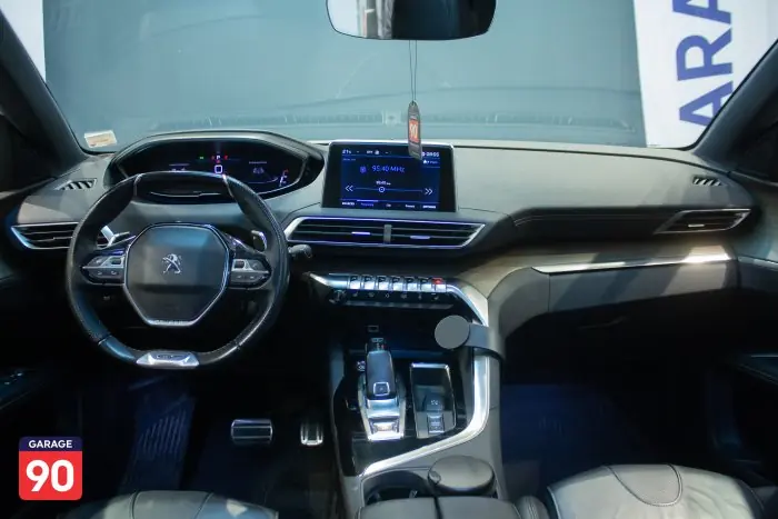 Peugeot 3008 2022 - صورة 11