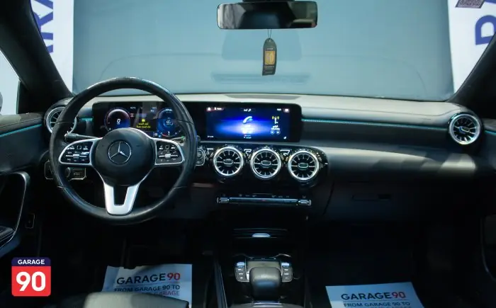 Mercedes-Benz CLA200 2022 - صورة 14