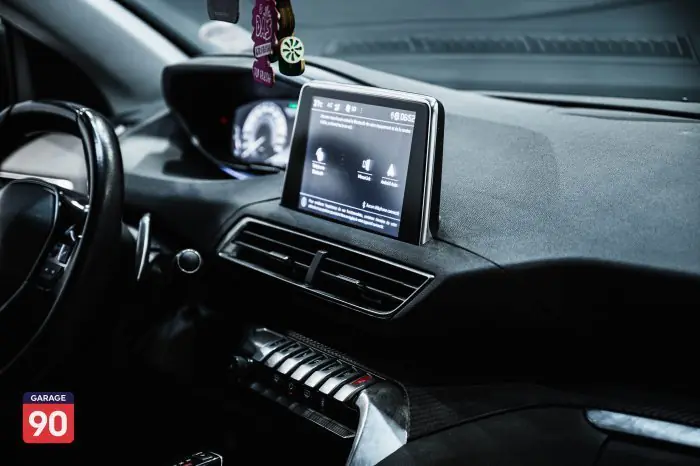 Peugeot 3008 2021 - صورة 13