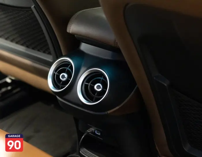 Alfa Romeo Stelvio 2020 - صورة 16