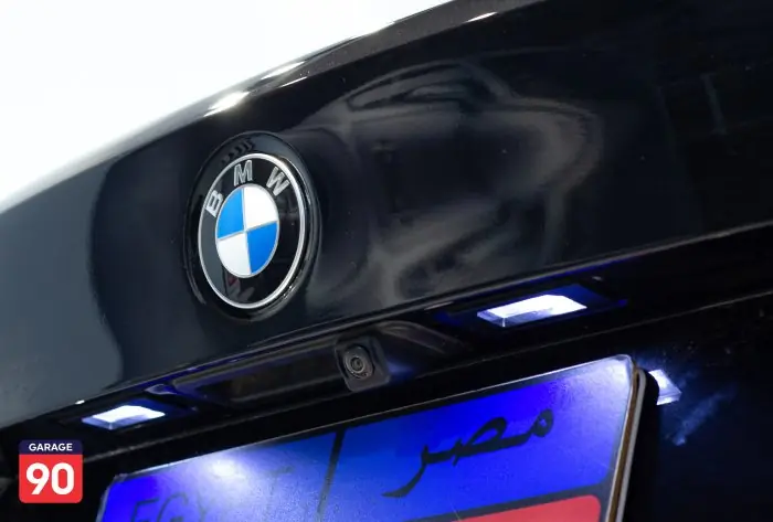 bmw 320i 2025 - صورة 8