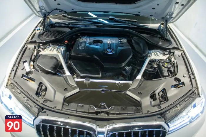 bmw 520i 2023 - صورة 9