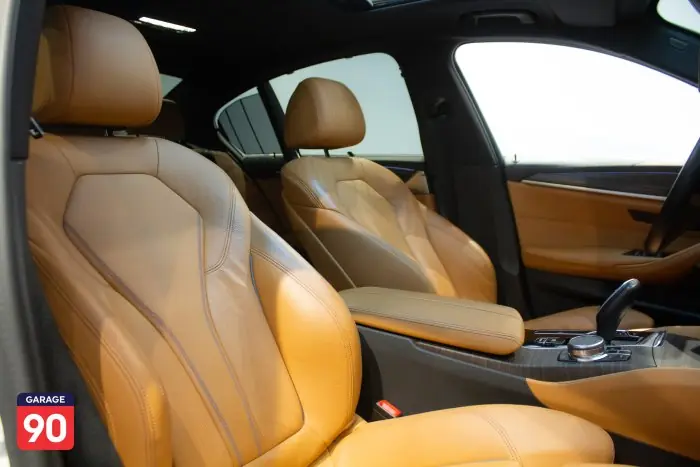 bmw 520i 2023 - صورة 19
