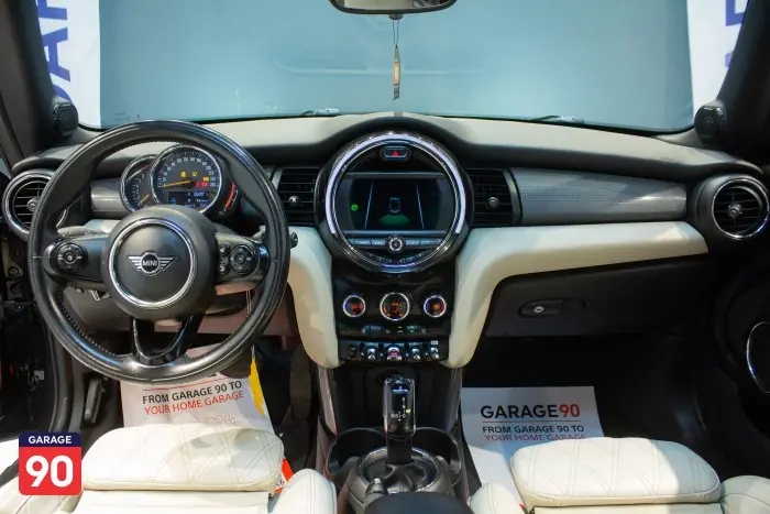 Mini Cooper 2020 - صورة 11