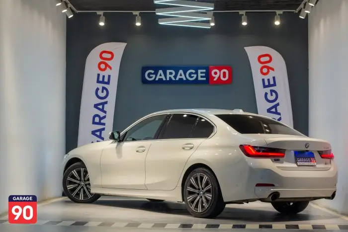 bmw 320i 2024 - صورة 5