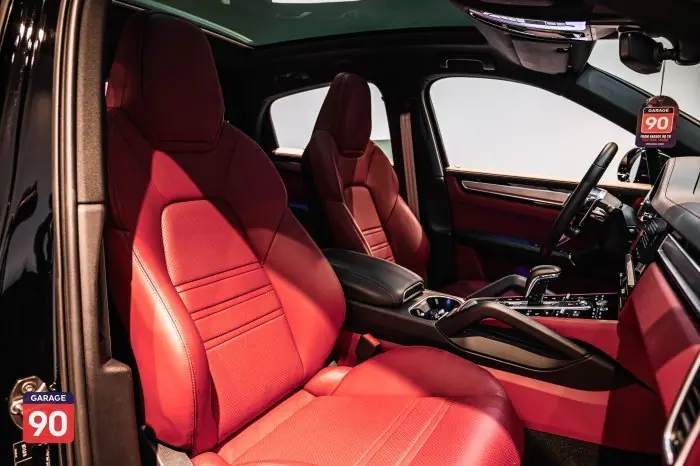 Porsche Cayenne 2023 - صورة 16