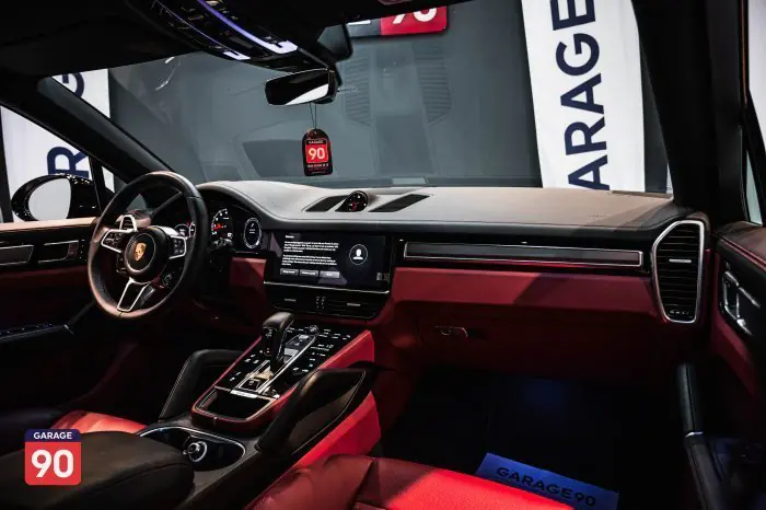 Porsche Cayenne 2023 - صورة 11