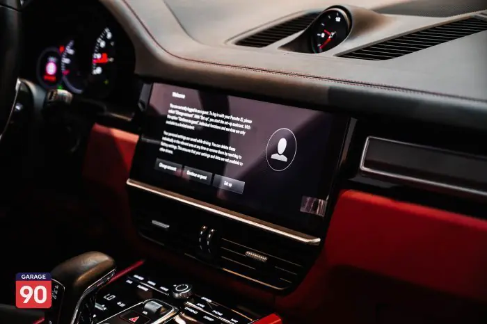 Porsche Cayenne 2023 - صورة 13