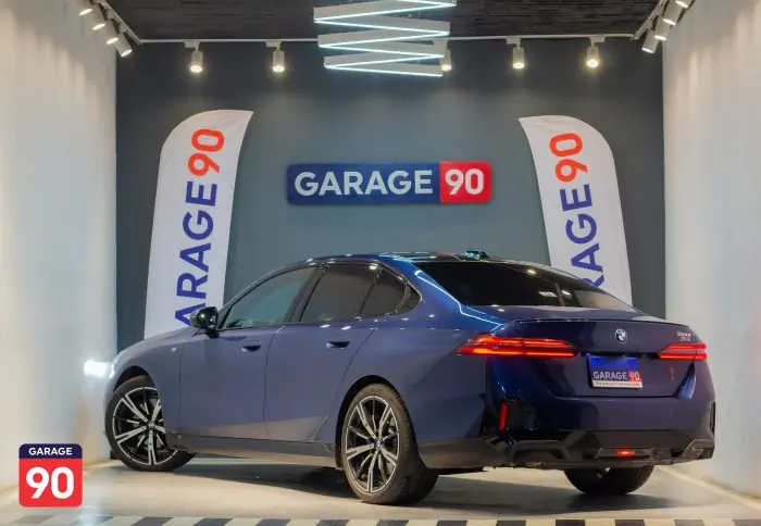 bmw 520i 2025 - صورة 6