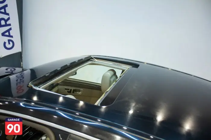 Mercedes-Benz E300 2010 - صورة 9