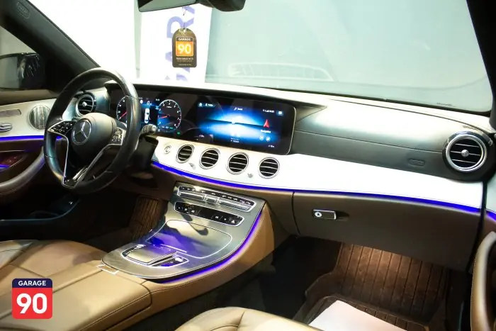 Mercedes-Benz E200 2021 - صورة 11