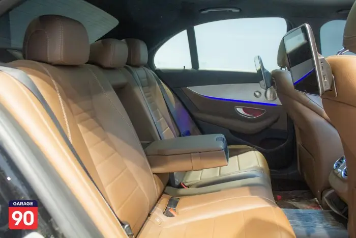 Mercedes-Benz E200 2021 - صورة 20