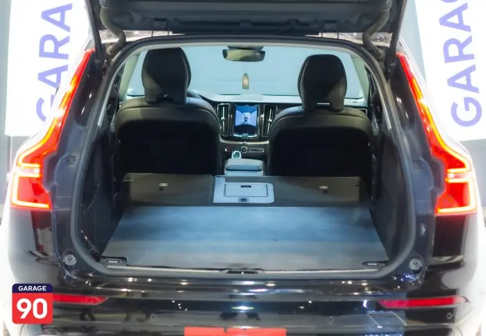 Volvo XC60 2022 - صورة 10