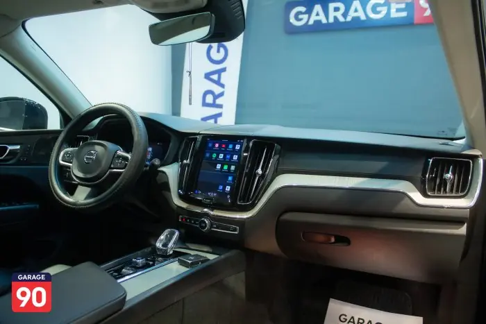 Volvo XC60 2022 - صورة 12