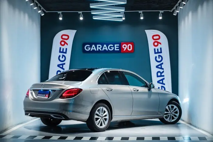 Mercedes-Benz C180 2019 - صورة 6
