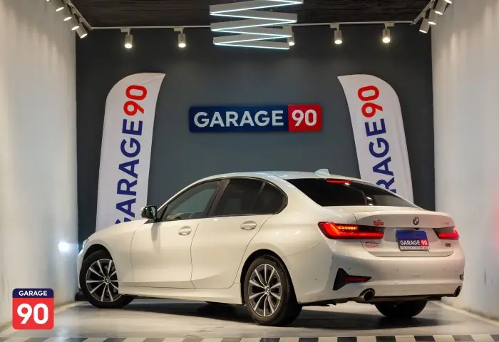 bmw 320i 2021 - صورة 7