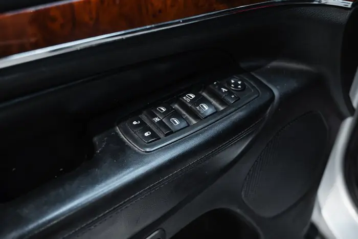 Jeep Grand Cherokee 2013 - صورة 16