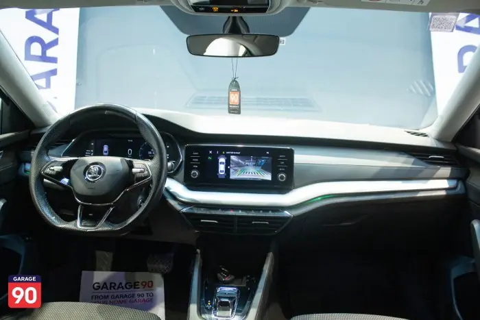 Skoda Octavia 2022 - صورة 11