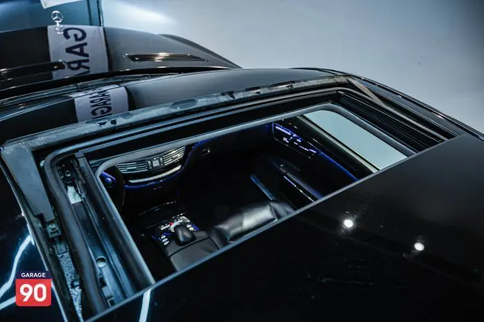 Mercedes-Benz  2010 - صورة 8