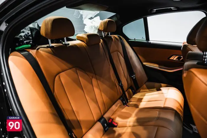 bmw 320i 2023 - صورة 18
