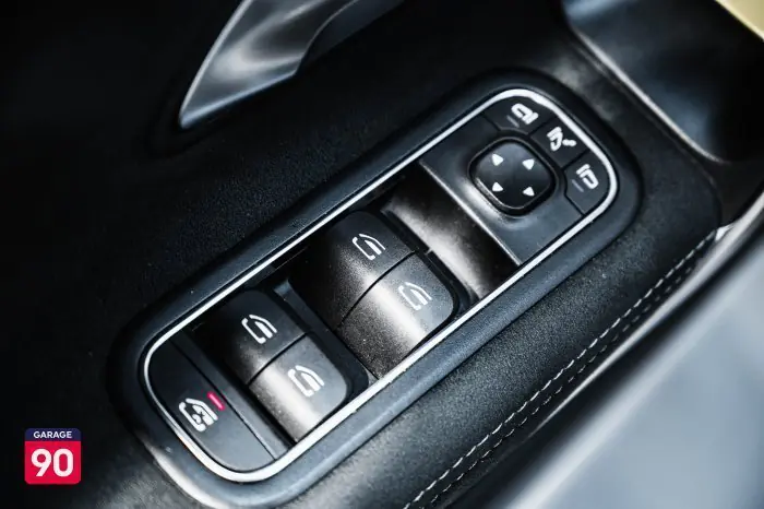 Mercedes-Benz A200 2021 - صورة 18