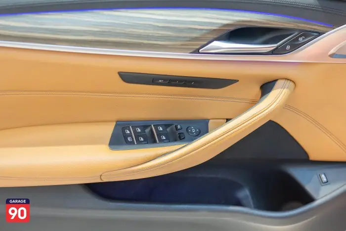 bmw 520i 2019 - صورة 18