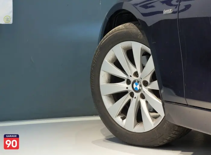 Bmw 318 Luxury Wakeel 2017 - صورة 9
