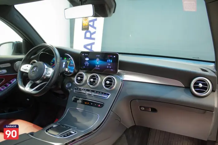 Mercedes Glc300 Amg Wakeel 2021 - صورة 12
