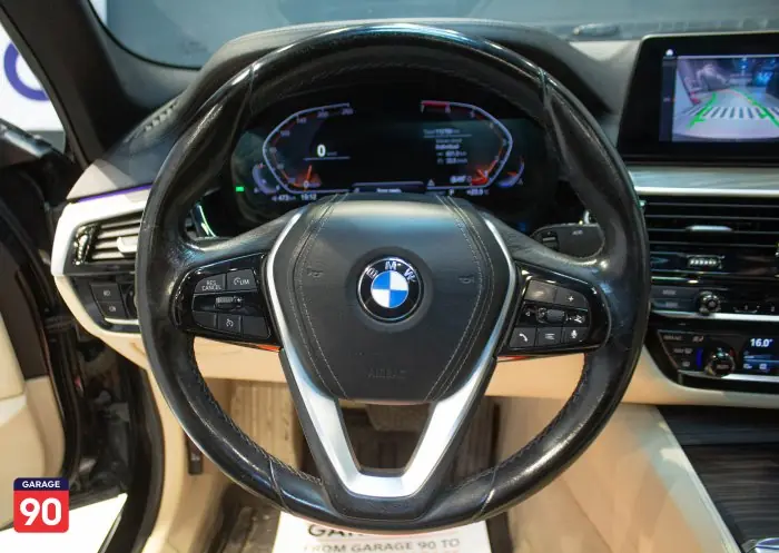 bmw 520i 2020 - صورة 13