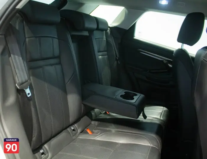 Range Rover Evoque P300E Import 2022 - صورة 20