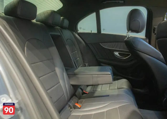 Mercedes C200 Amg Import 2019 - صورة 20