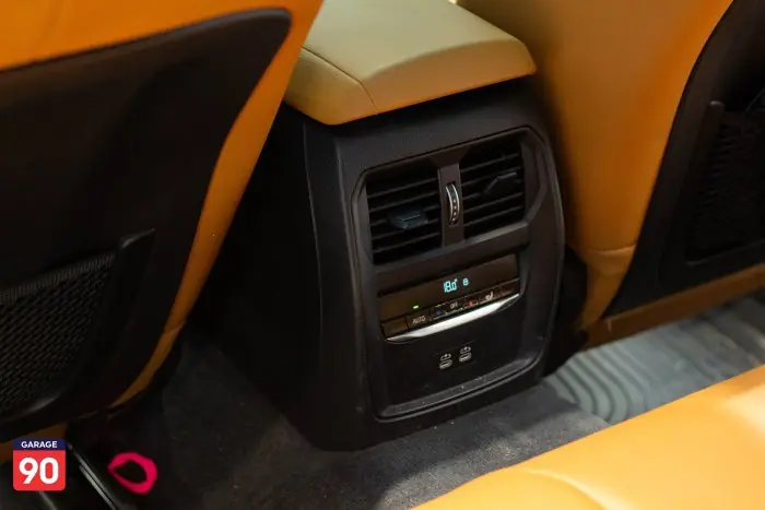 Bmw 320I Luxury Wakeel 2023 1 - صورة 16