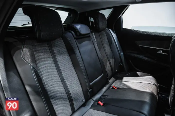 Peugeot 3008 2023 - صورة 19