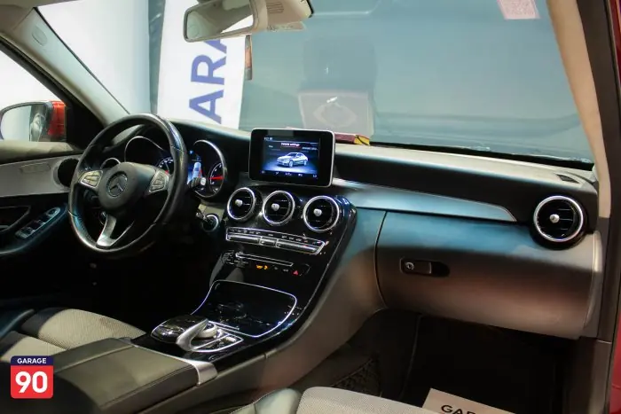 Mercedes C180 Aventguard Import 2018 - صورة 9