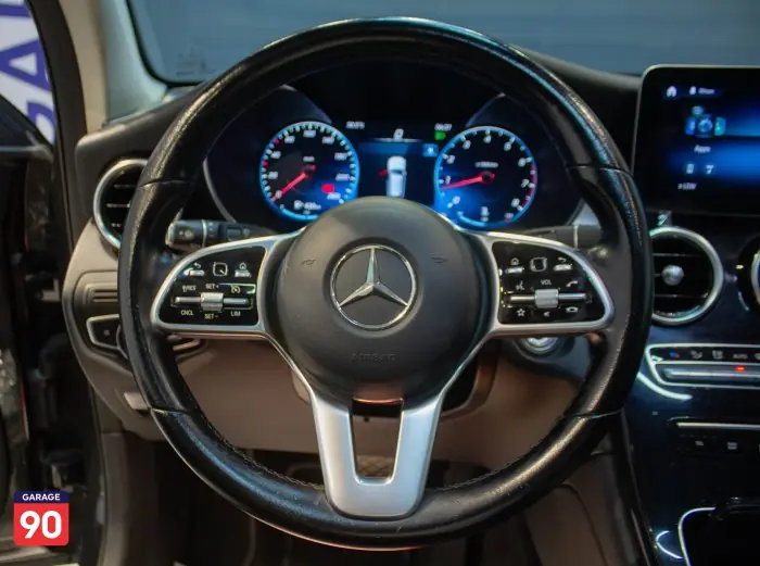 Mercedes Glc200 Amg Wakeel 2021 - صورة 13