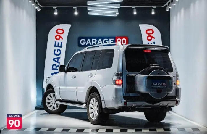 Mitsubishi Pajero 2011 - صورة 4