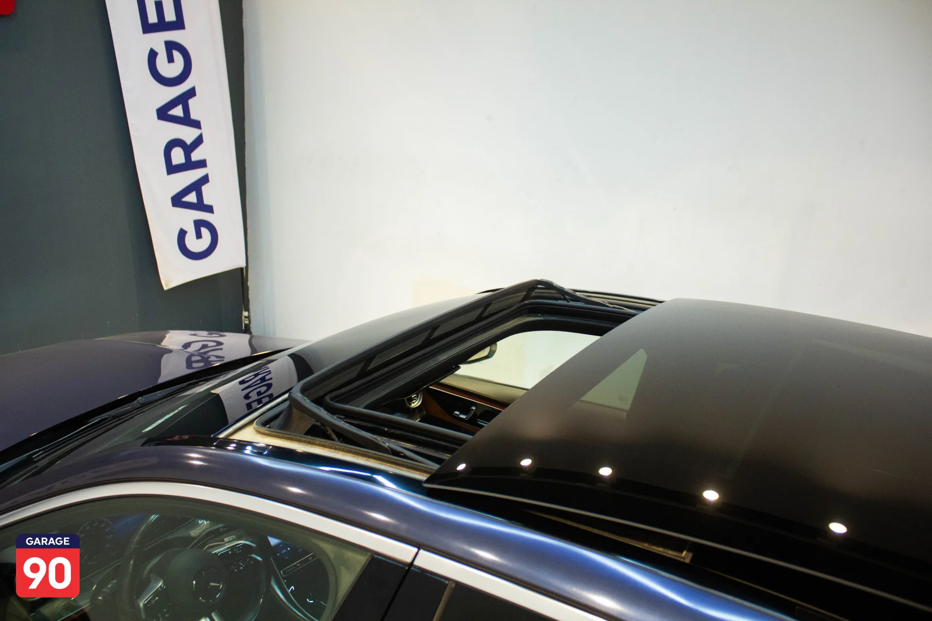 Mercedes C180 AMG Wakeel 2023 - صورة 8