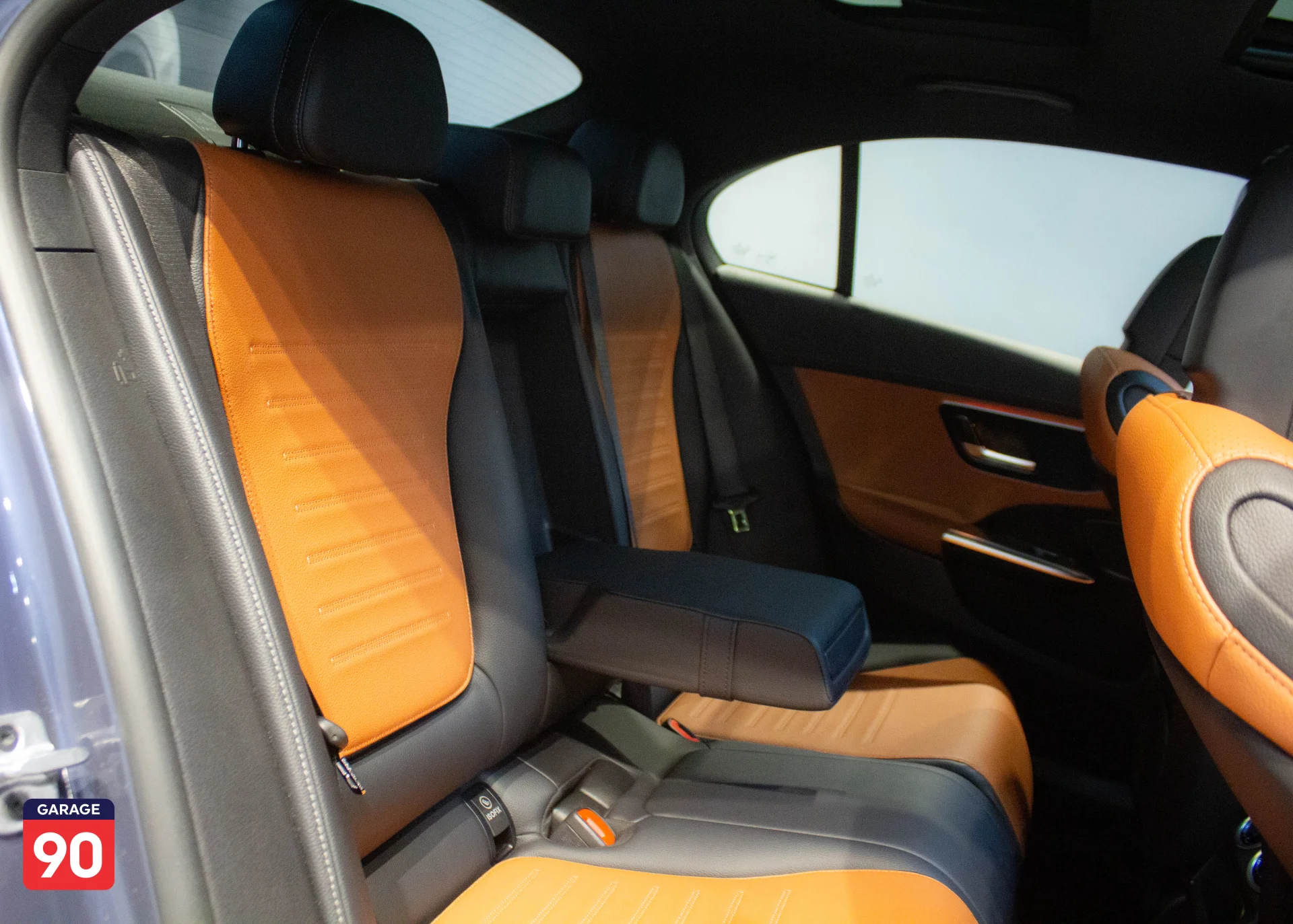 Mercedes C180 AMG Wakeel 2023 - صورة 19