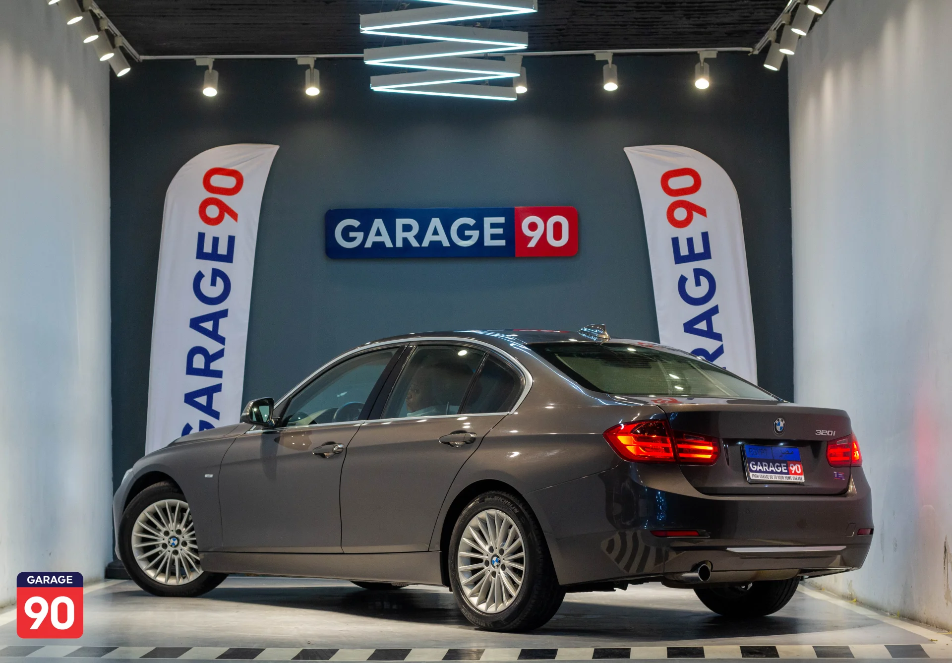 BMW 320 luxury Import 2013 - صورة 5