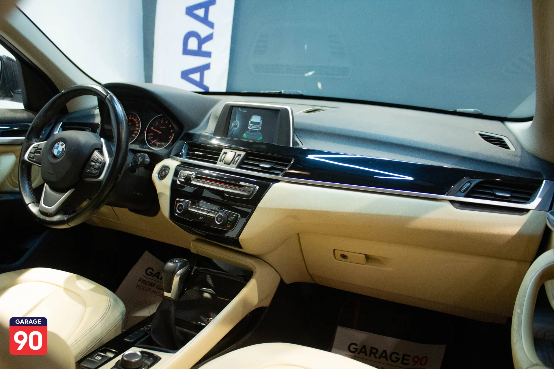BMW X1 X-Line Wakeel 2017 - صورة 9