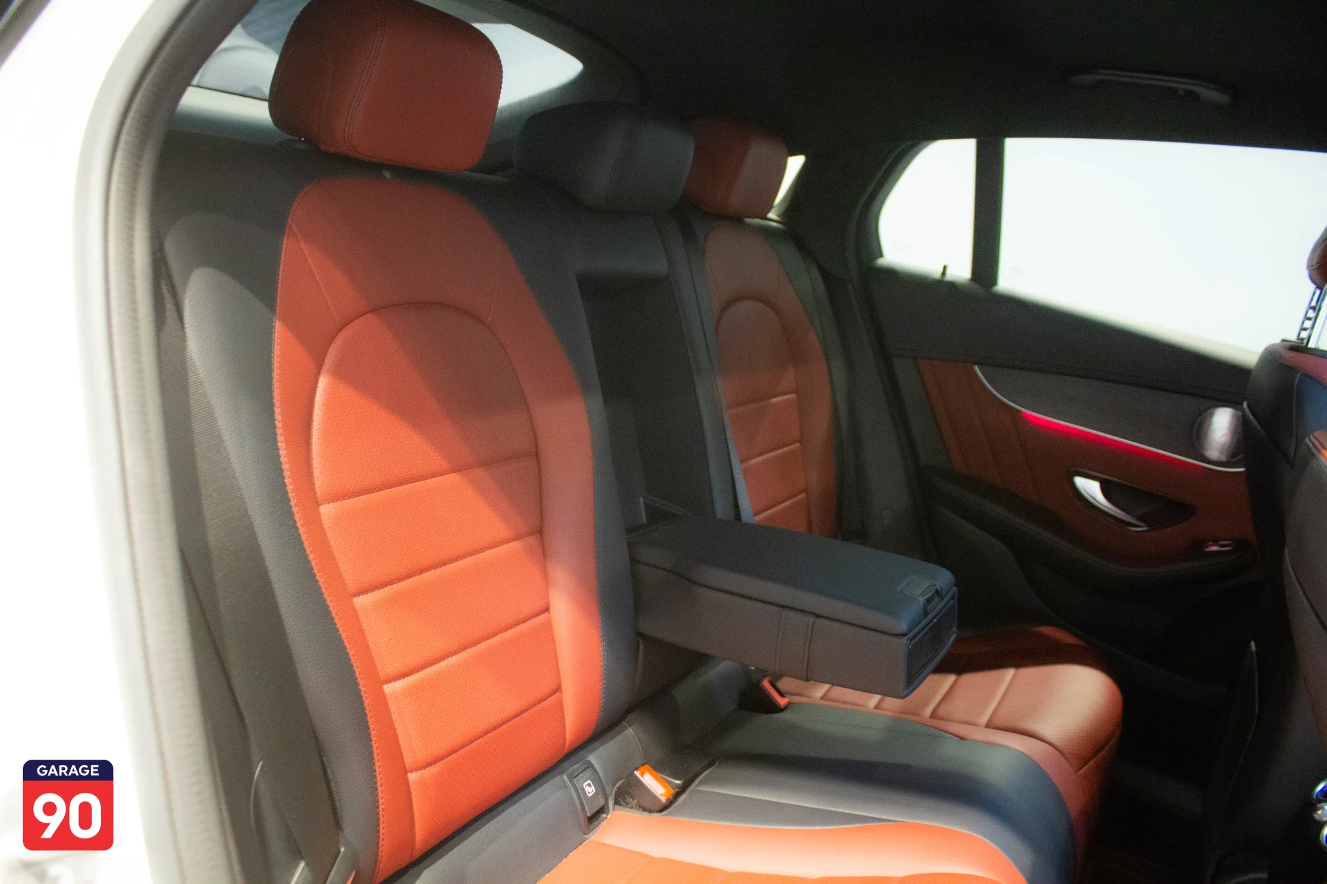 Mercedes GLC300 AMG import 2020 - صورة 19